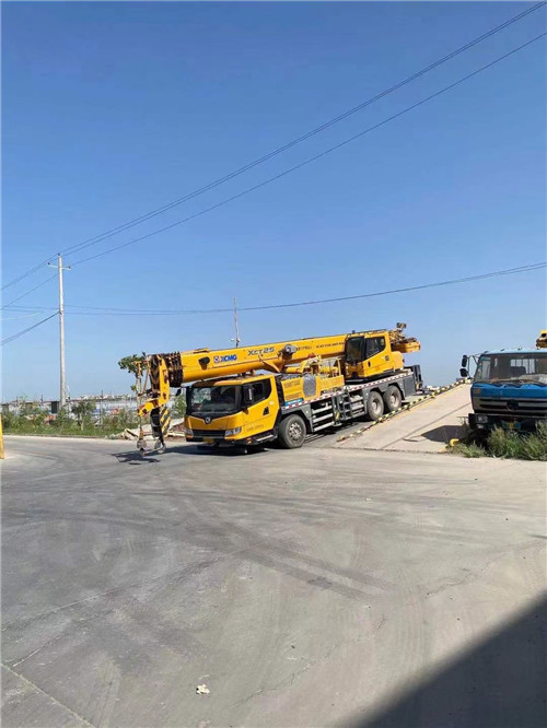 卓尼县吊车作业时，可能会产生哪些额外收费项目？